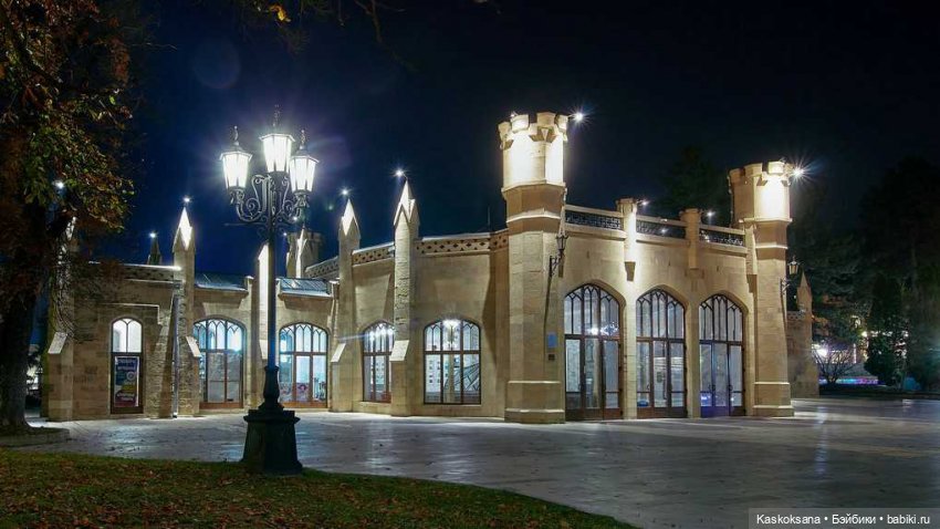 Кисловодские зарисовки. Нарзаны, архитектура, цветы