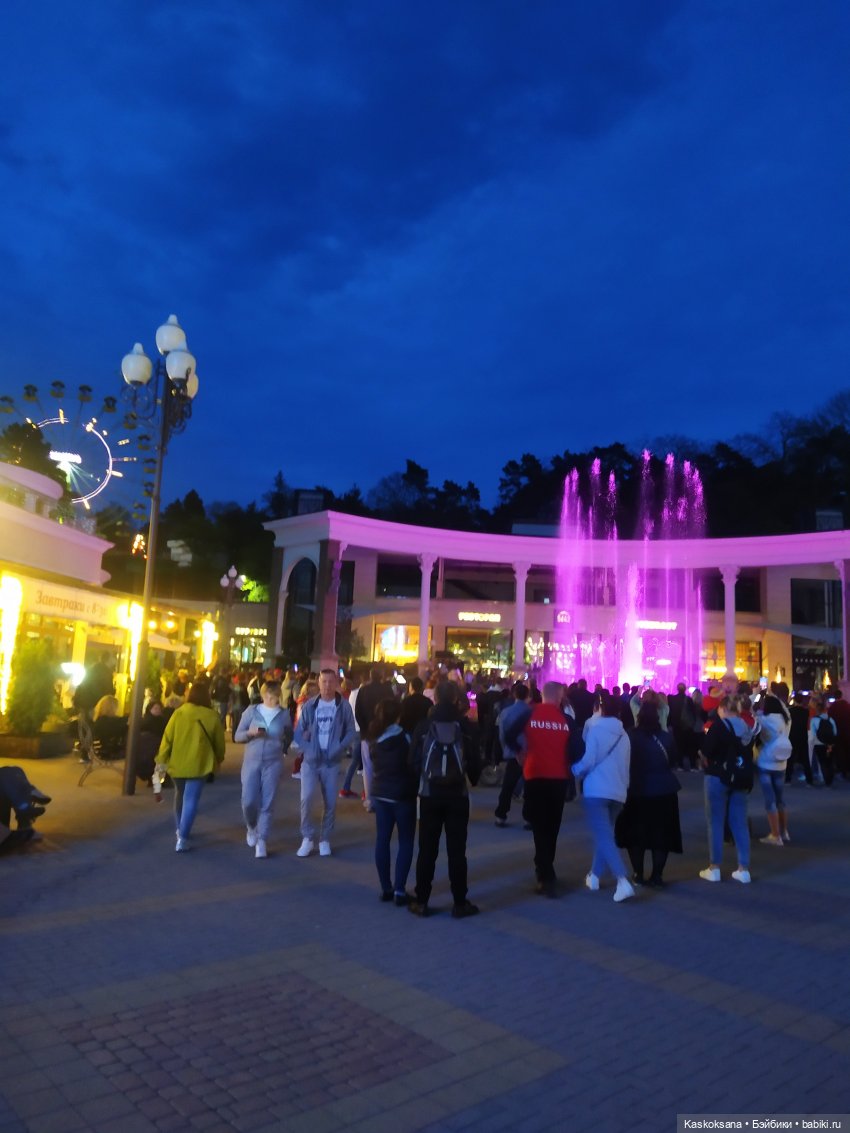 Кисловодские зарисовки. Нарзаны, архитектура, цветы