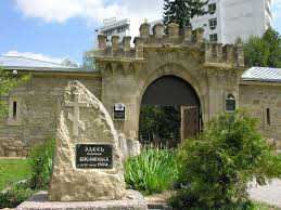 Кисловодские зарисовки. Нарзаны, архитектура, цветы (фото 9)