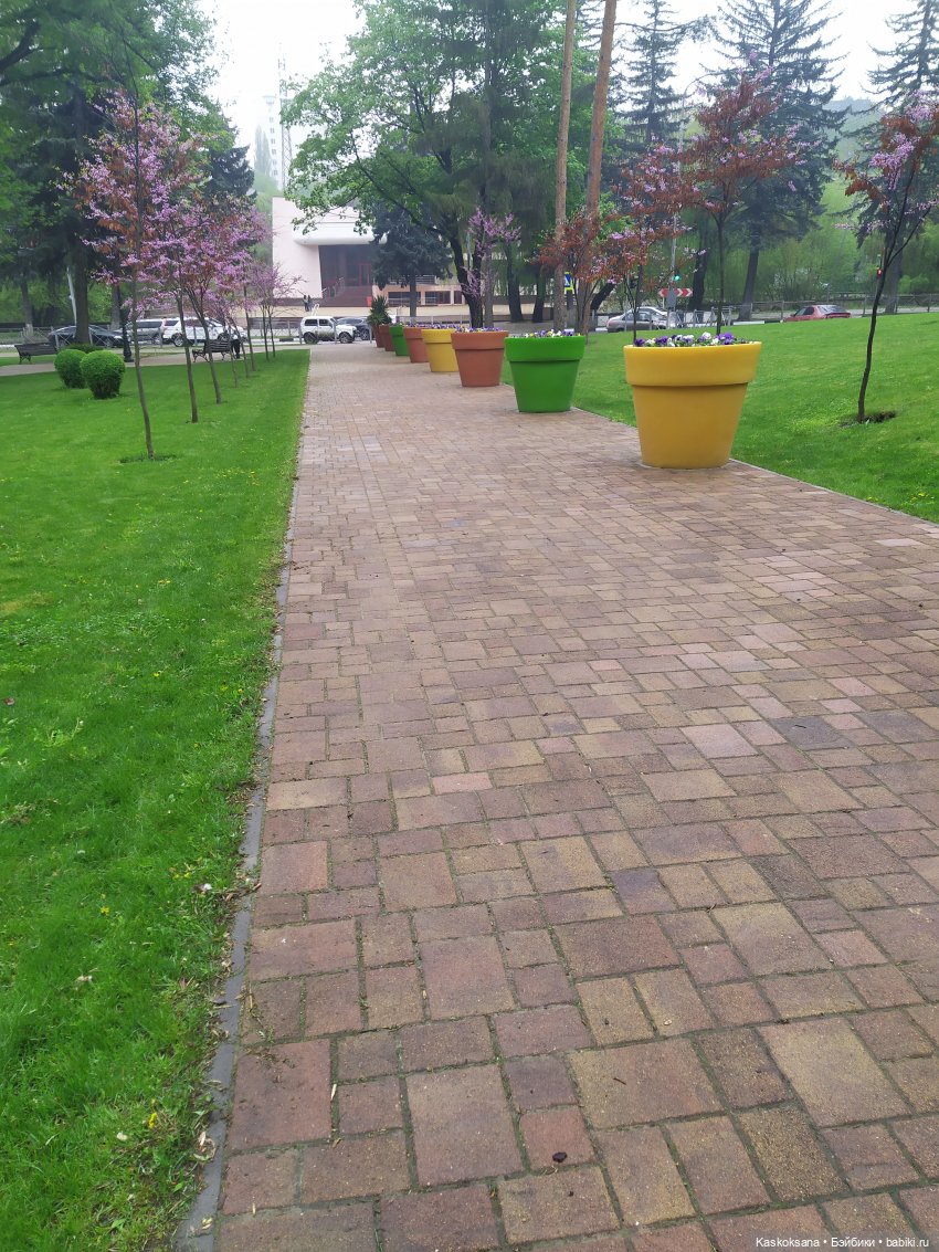 Кисловодские зарисовки. Нарзаны, архитектура, цветы