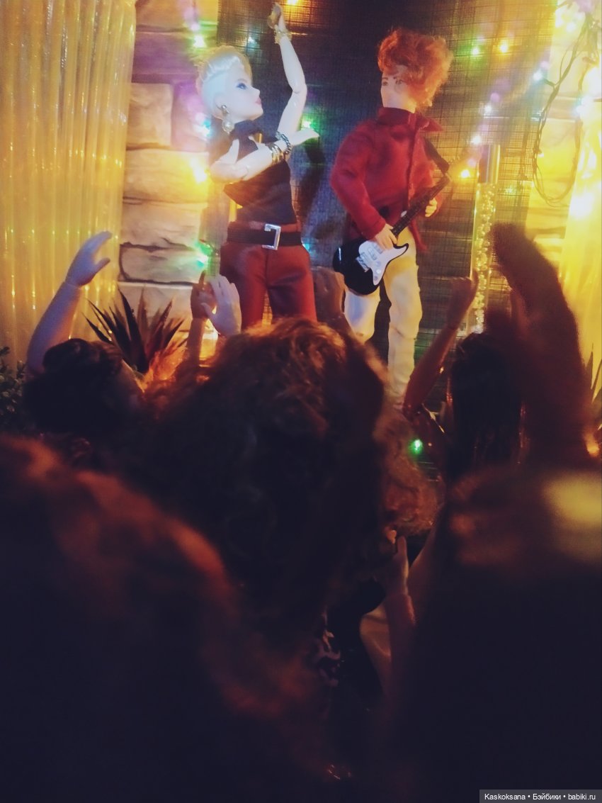 Музфест 2023: Sleeping in my car