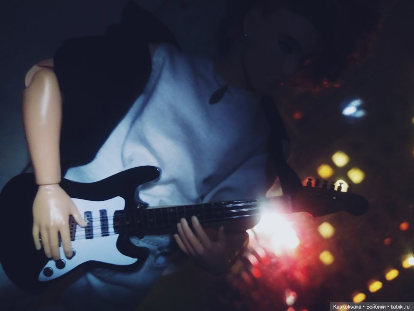 Музфест 2023: Sleeping in my car