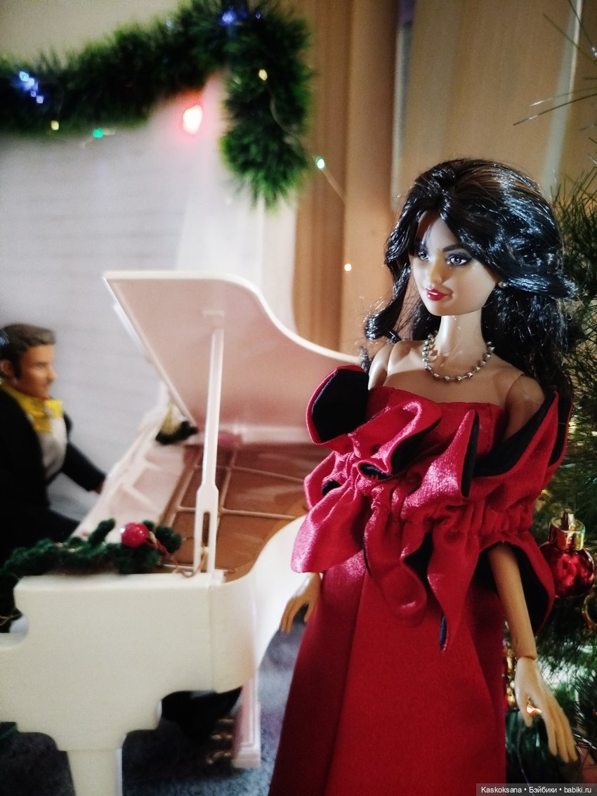 Рождественская песнь. Микаэла