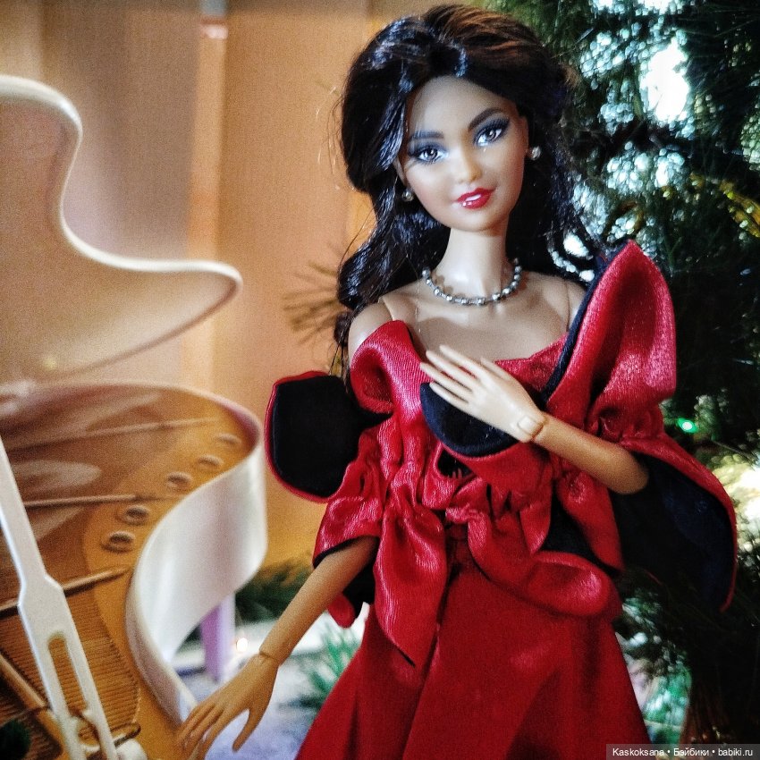 Рождественская песнь. Микаэла