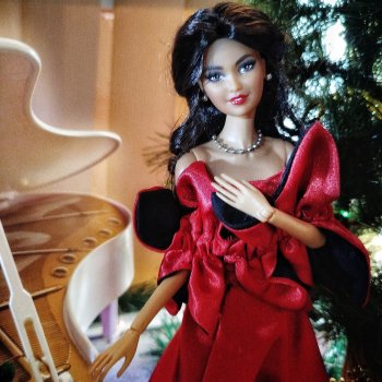 Рождественская песнь. Микаэла