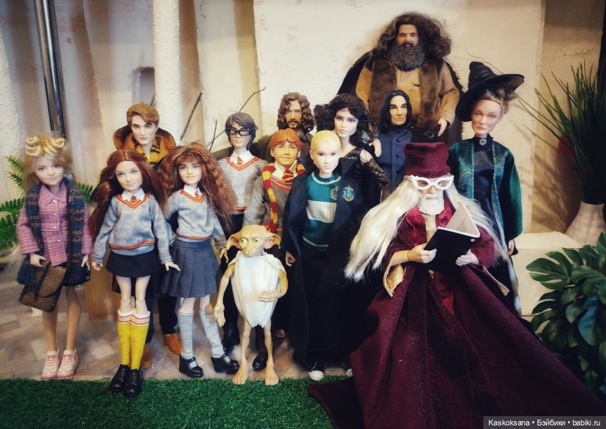 Веселая весна в Хогвартсе: в масках и без