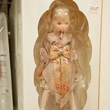 Воспоминания об Японии и о куклах, встреченных там.