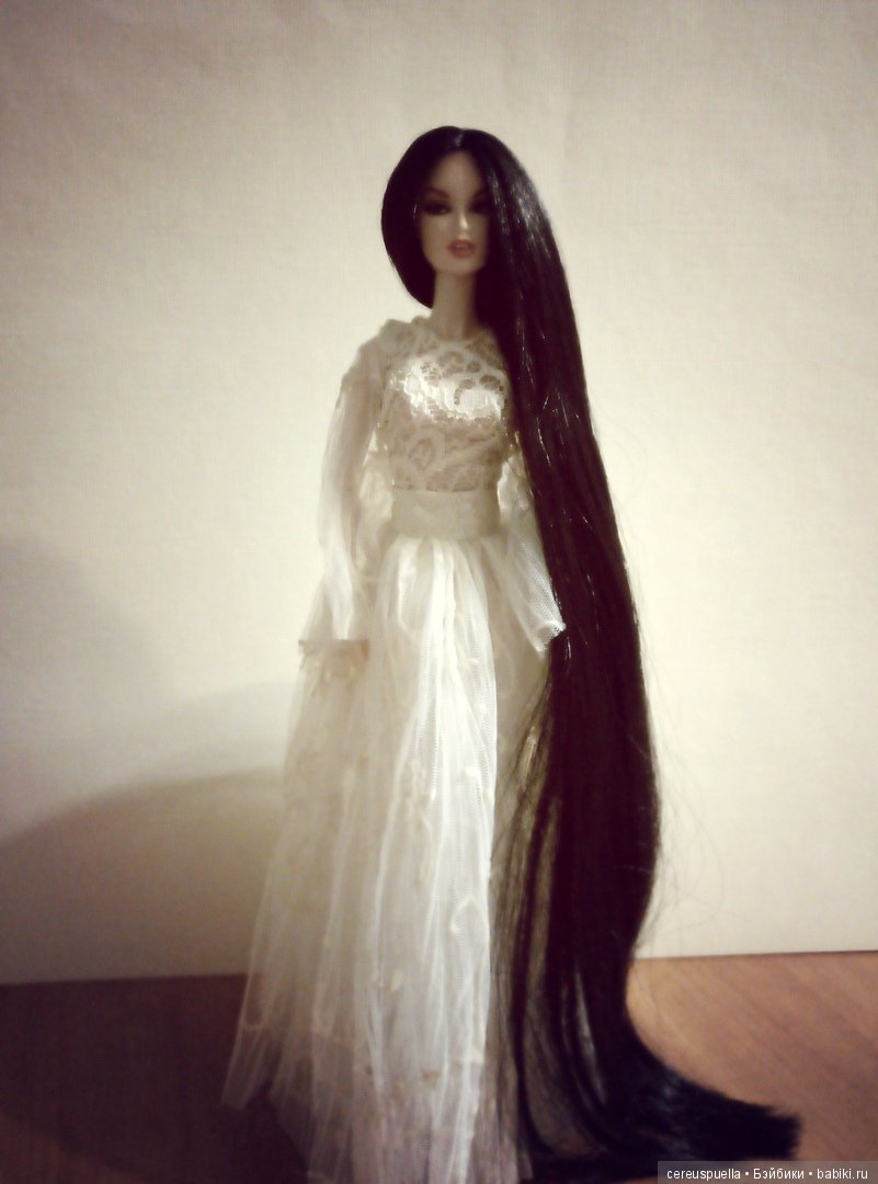 люси, вампирша, суспирия