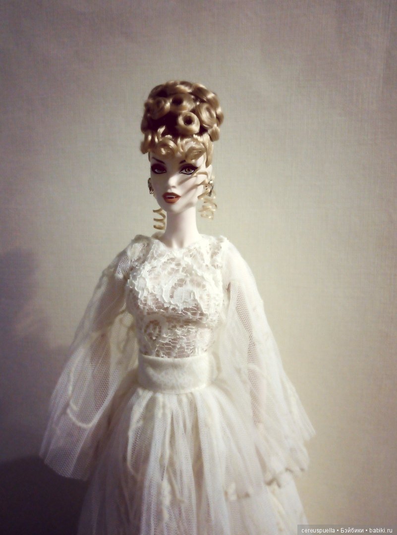 контесса, вампирша