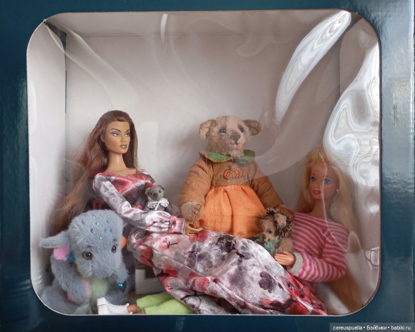 Итоги 2024 — Коллекции игровых кукол (Playline): фото полок (фото 2)