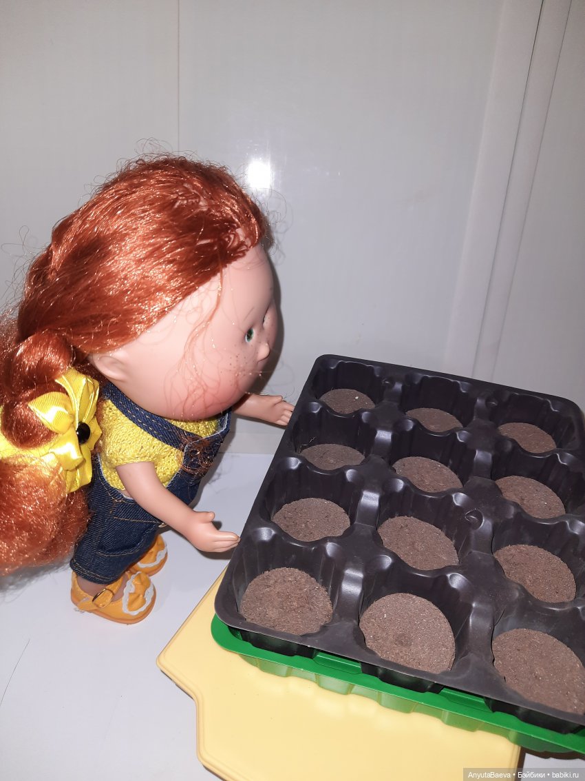 А теперь помидоры — Куклы Nines d'Onil (Нинес): Миа (Mia) (фото 10)