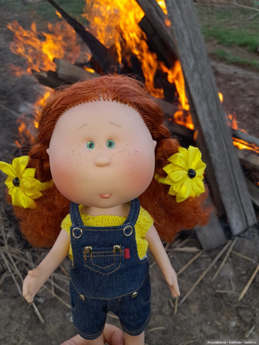 Суббота — Куклы Nines d'Onil (Нинес): Миа (Mia) (фото 9)