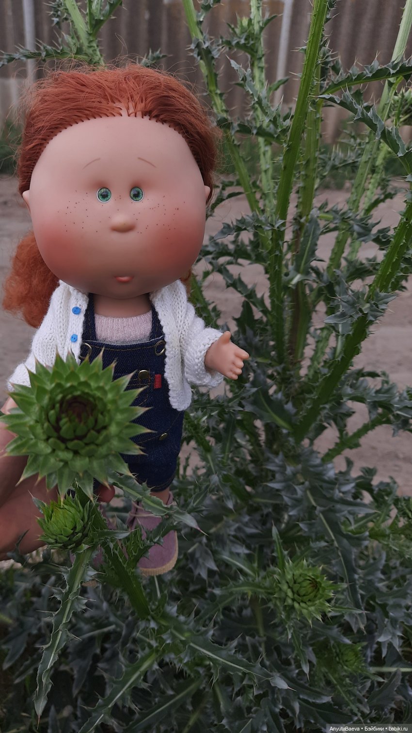 А мы нашли колючку😁 — Куклы Nines d'Onil (Нинес): Миа (Mia) (фото 4)