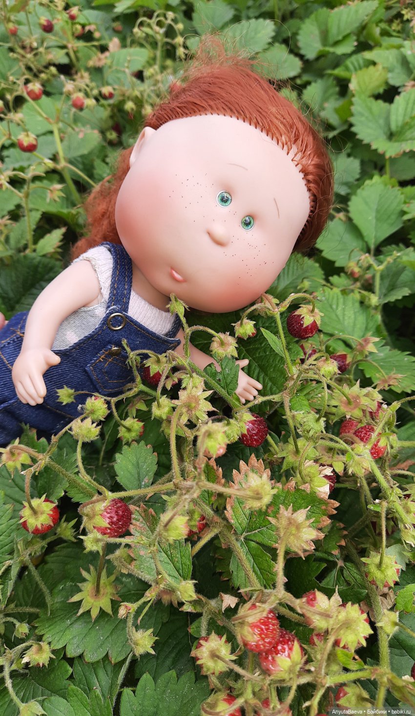 Икра красная, земляничная