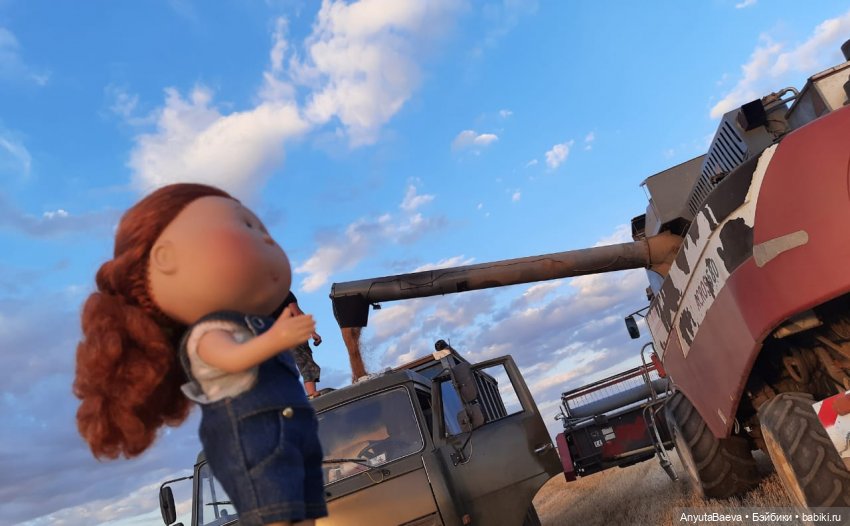 Испанская помощница в русских полях😊 (фото 5)