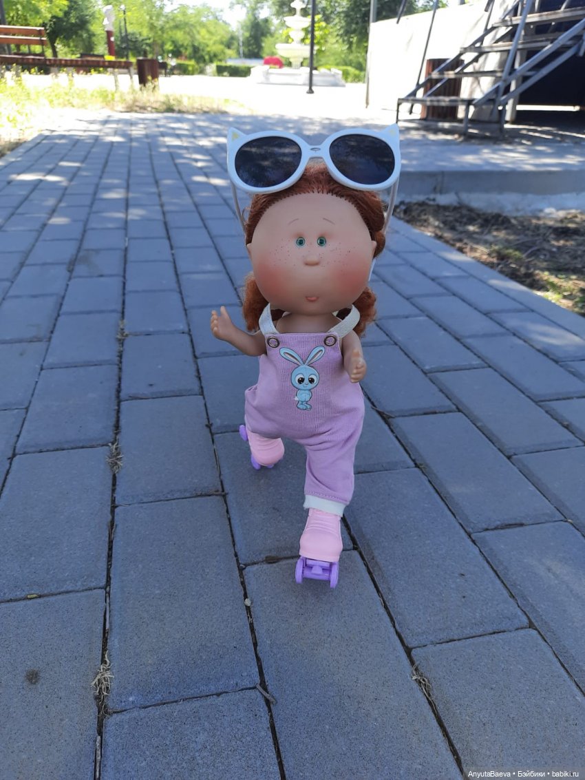 Маруся на спорте — Куклы Nines d'Onil (Нинес): Миа (Mia) (фото 3)