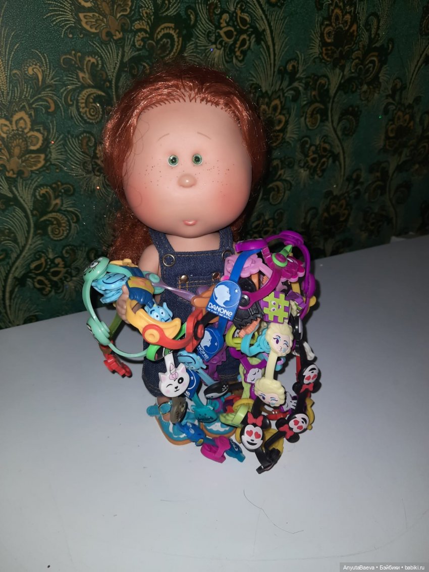 А какие у Вас коллекции — Куклы Nines d'Onil (Нинес): Миа (Mia) (фото 2)