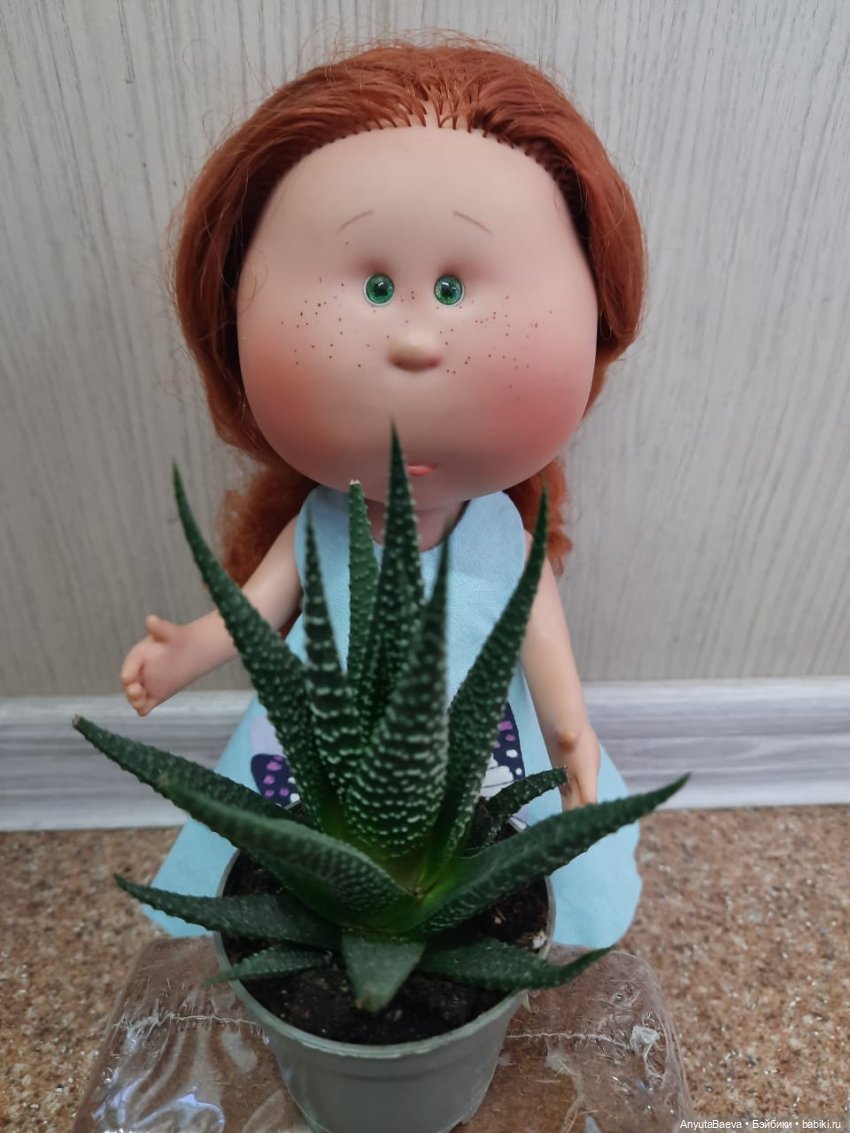 Мы ходили в магазин — Куклы Nines d'Onil (Нинес): Миа (Mia)