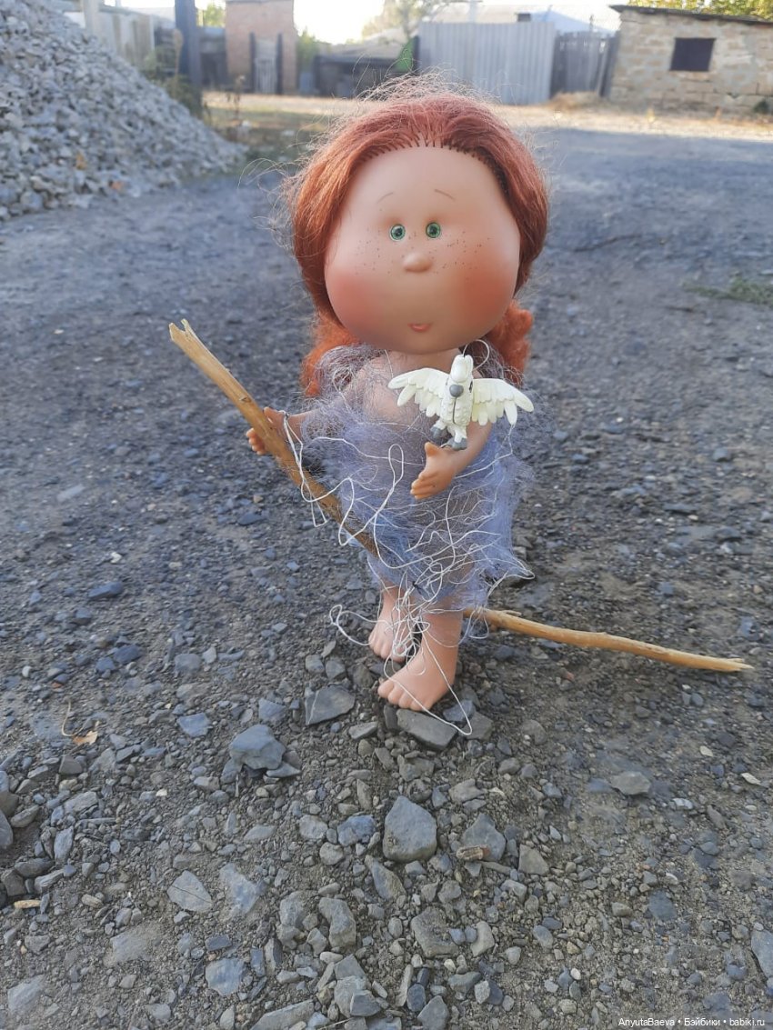 Кто я — Куклы Nines d'Onil (Нинес): Миа (Mia) (фото 5)