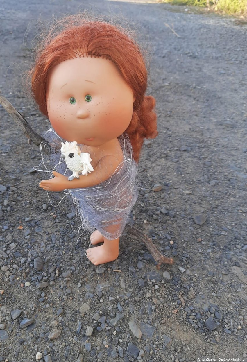 Кто я — Куклы Nines d'Onil (Нинес): Миа (Mia) (фото 3)