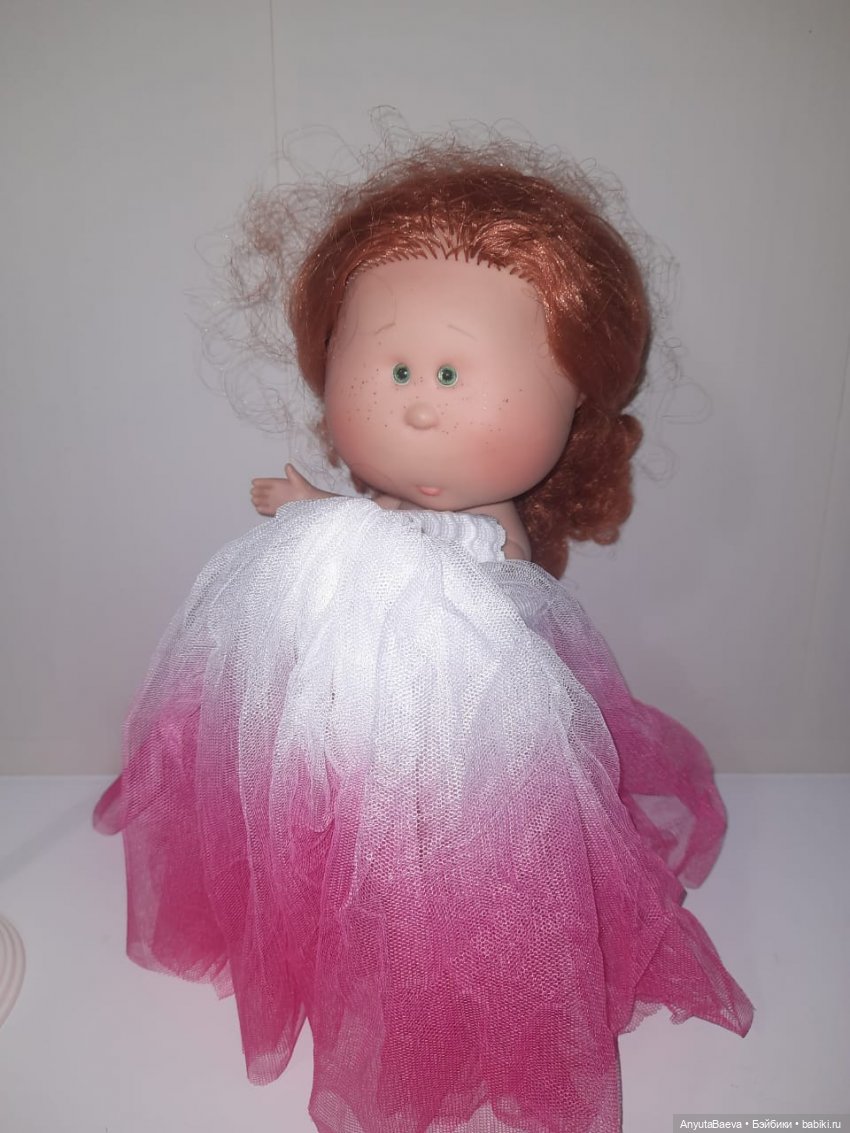 "Танк" в розовом платье — Куклы Nines d'Onil (Нинес): Миа (Mia) (фото 6)