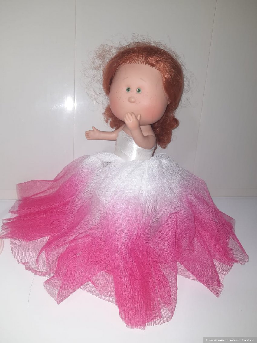 "Танк" в розовом платье — Куклы Nines d'Onil (Нинес): Миа (Mia) (фото 7)