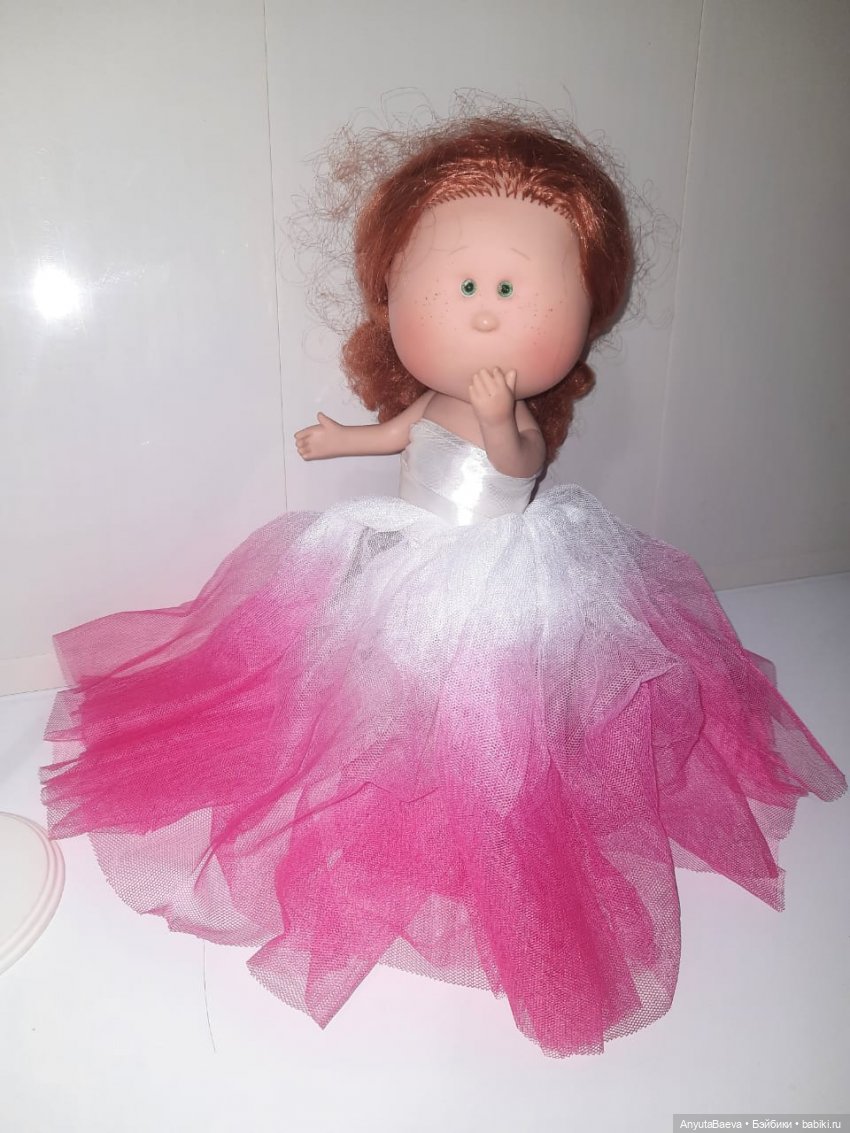 "Танк" в розовом платье — Куклы Nines d'Onil (Нинес): Миа (Mia) (фото 8)