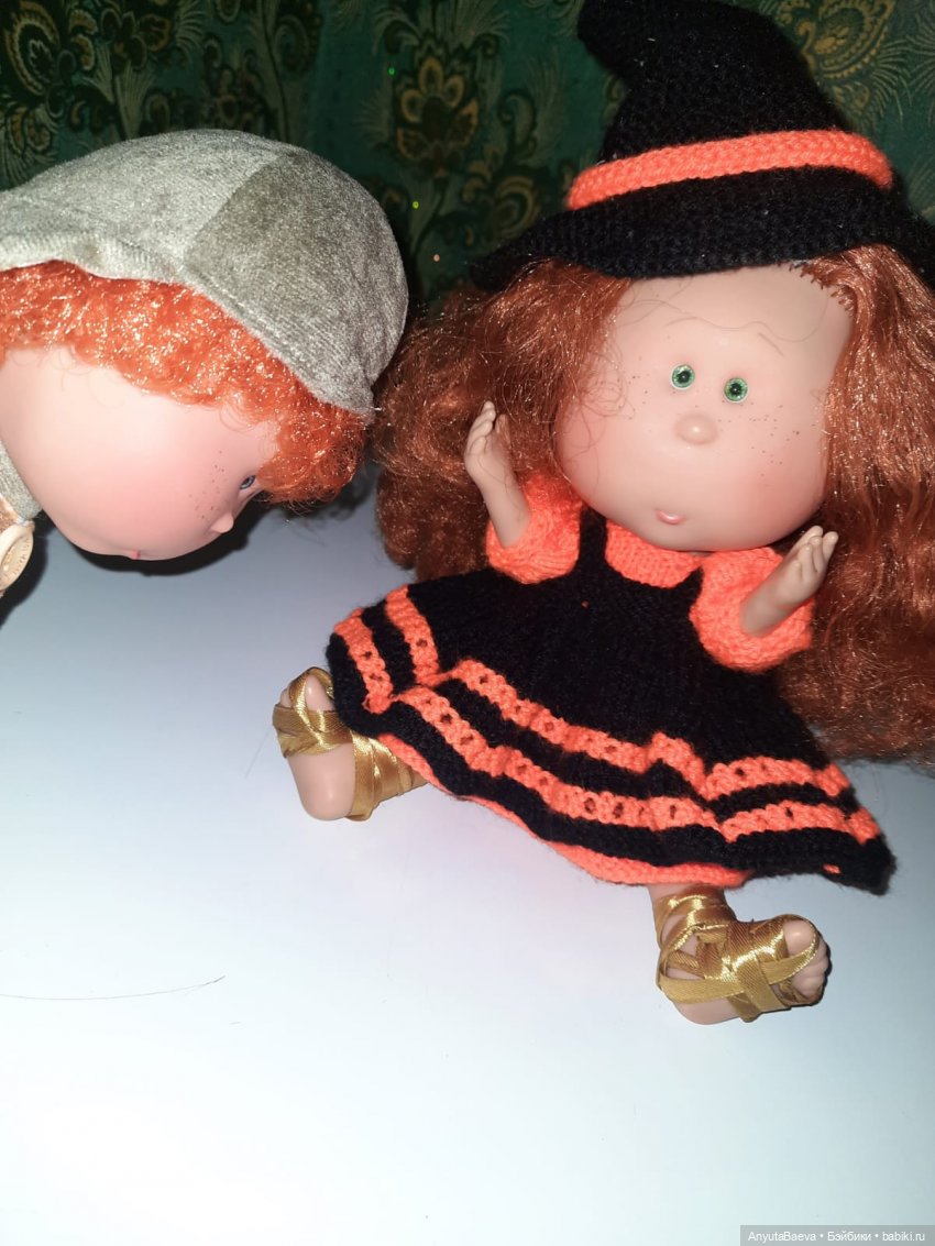 Юные волшебники — Куклы Nines d'Onil (Нинес): Миа (Mia) (фото 2)