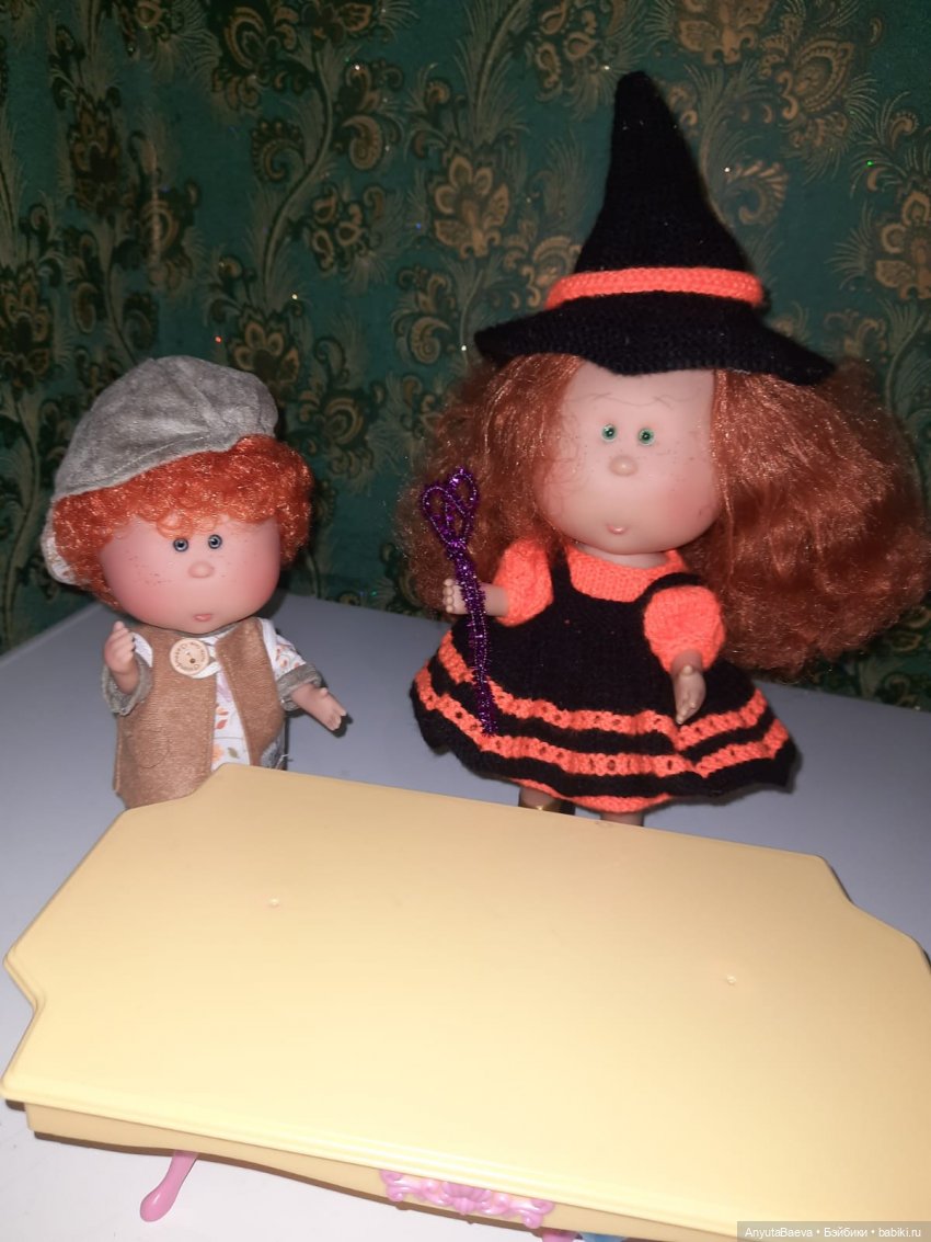 Юные волшебники — Куклы Nines d'Onil (Нинес): Миа (Mia) (фото 5)