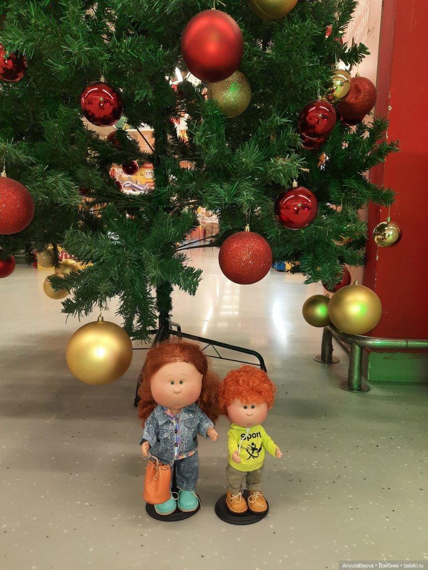 Репетиция Нового года — Куклы Nines d'Onil (Нинес): Миа (Mia) (фото 3)