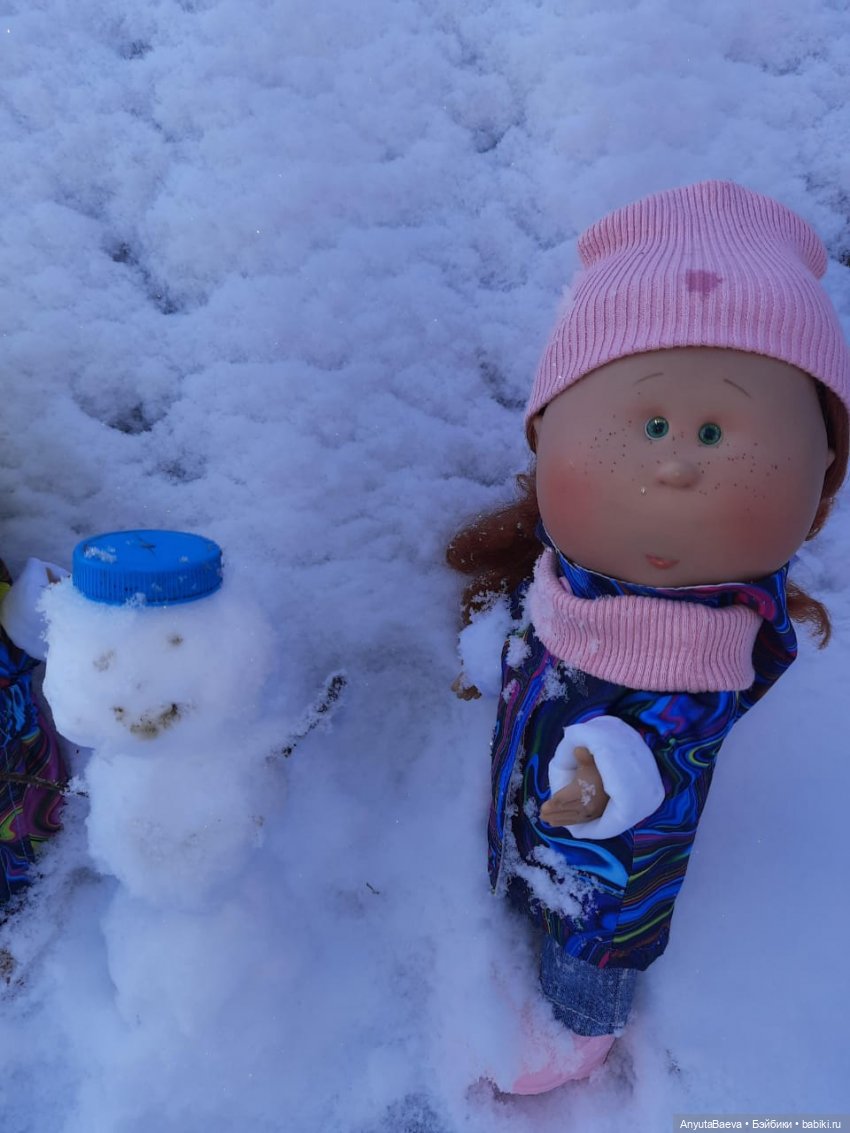 Новый год старый, а снег новый