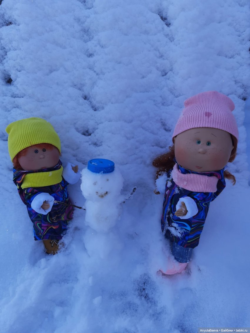 Новый год старый, а снег новый