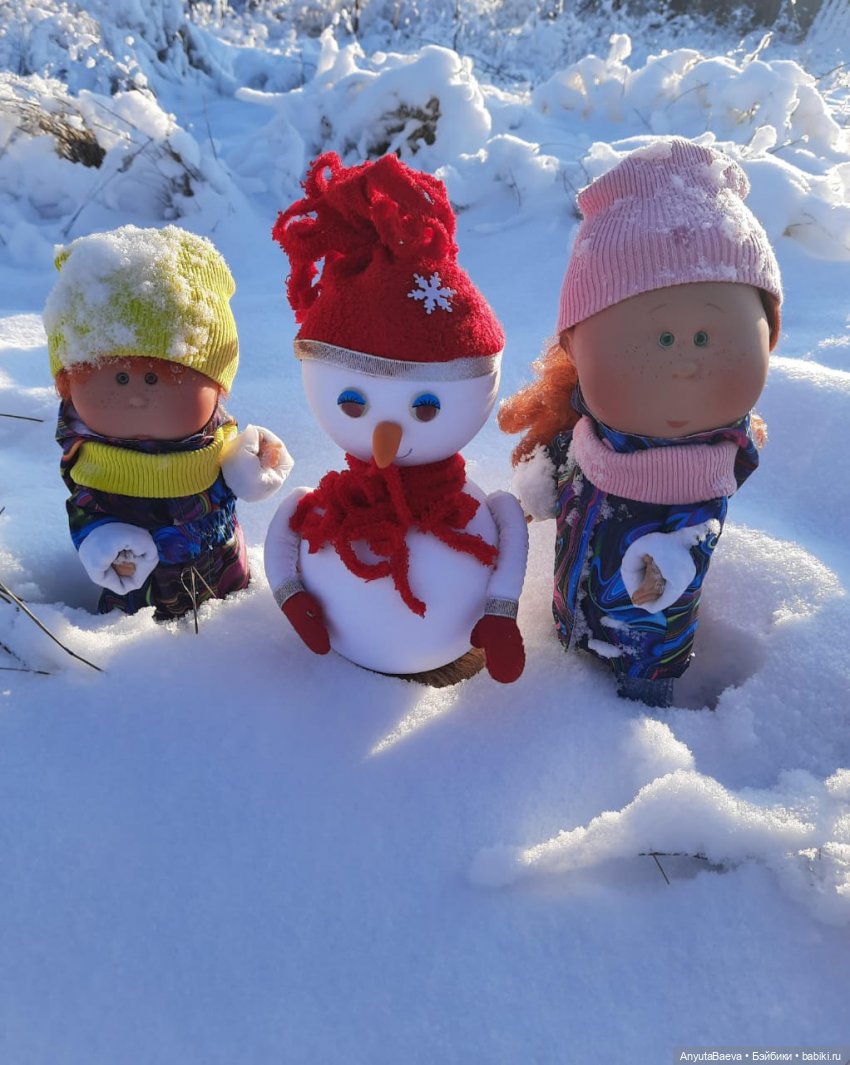 Новый год старый, а снег новый