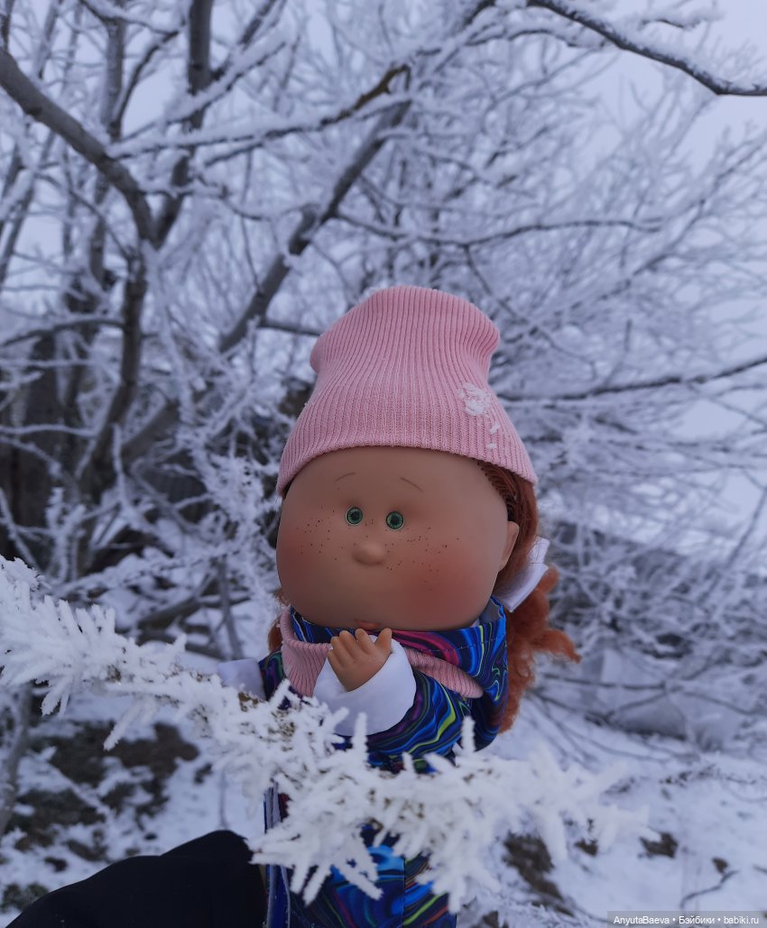 Иголки не только на ёлке — Куклы Nines d'Onil (Нинес): Миа (Mia) (фото 4)