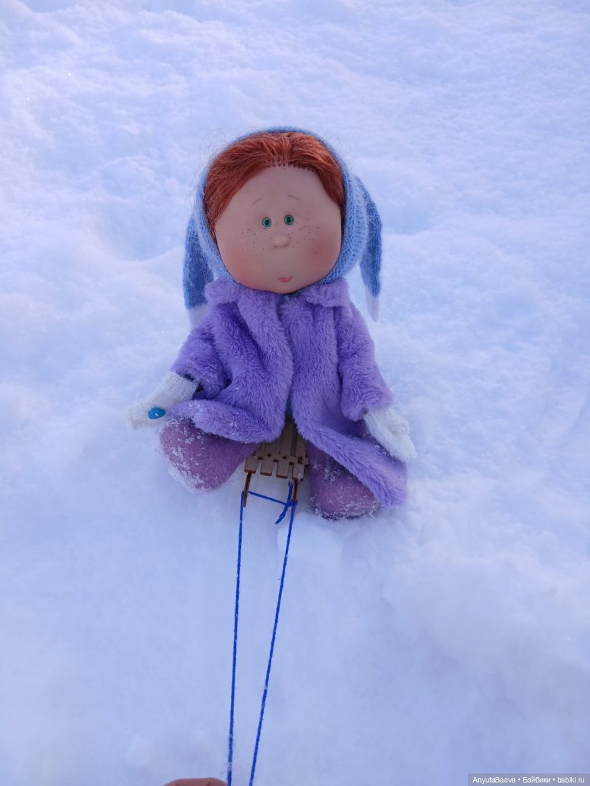 Зима , снег , прогулка) — Куклы Nines d'Onil (Нинес): Миа (Mia)