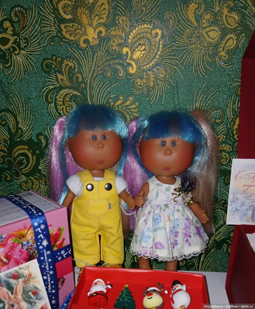 Подарки от Тайного Санты — Куклы Nines d'Onil (Нинес): Миа (Mia) (фото 5)