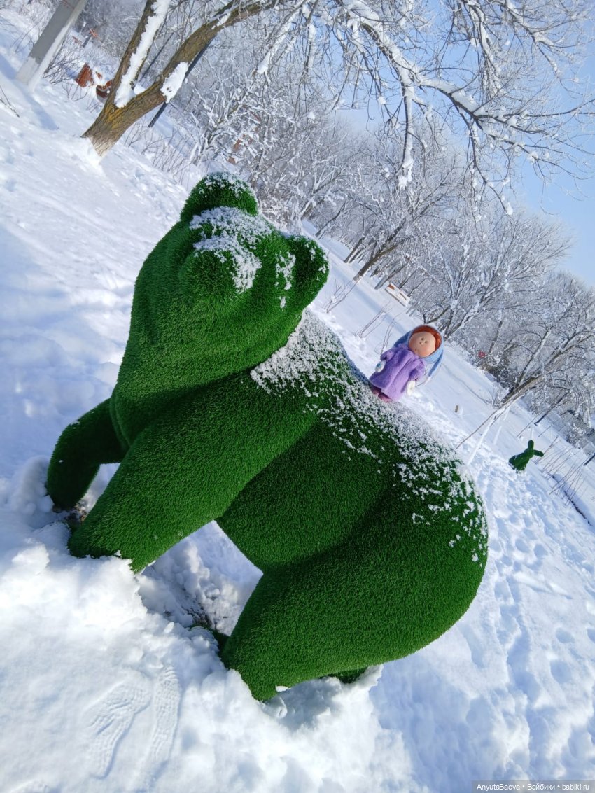 Зима , снег , прогулка) — Куклы Nines d'Onil (Нинес): Миа (Mia)