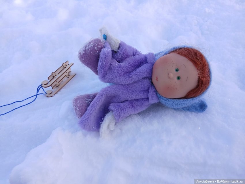 Зима , снег , прогулка) — Куклы Nines d'Onil (Нинес): Миа (Mia)