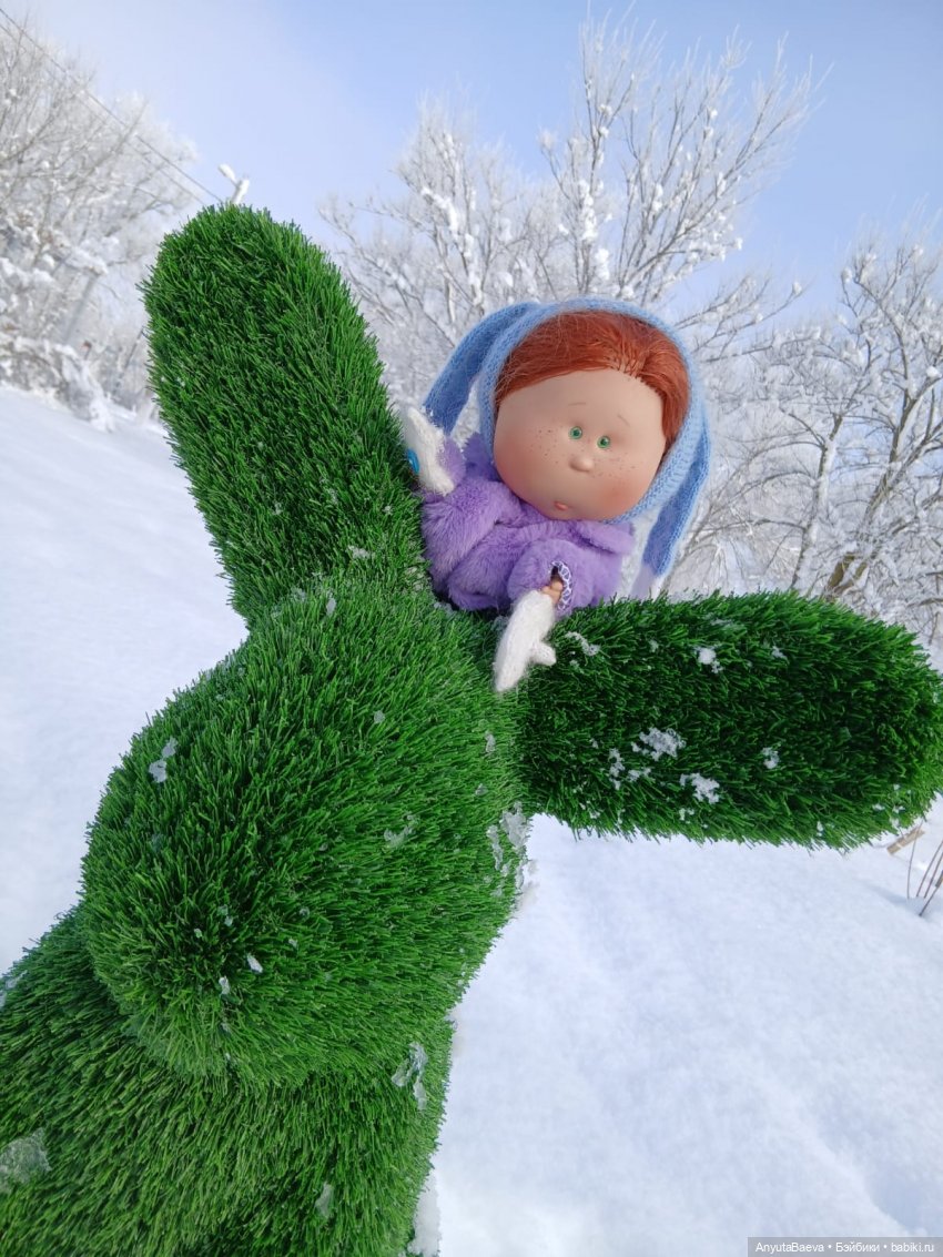Зима , снег , прогулка) — Куклы Nines d'Onil (Нинес): Миа (Mia) (фото 9)