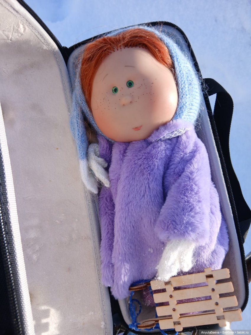 Зима , снег , прогулка) — Куклы Nines d'Onil (Нинес): Миа (Mia)