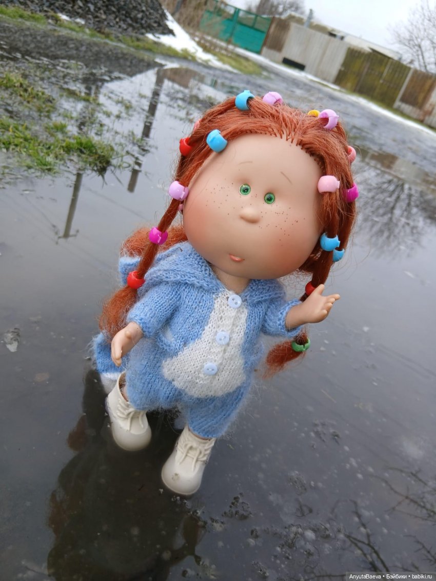 С 1 февраля — Куклы Nines d'Onil (Нинес): Миа (Mia) (фото 3)