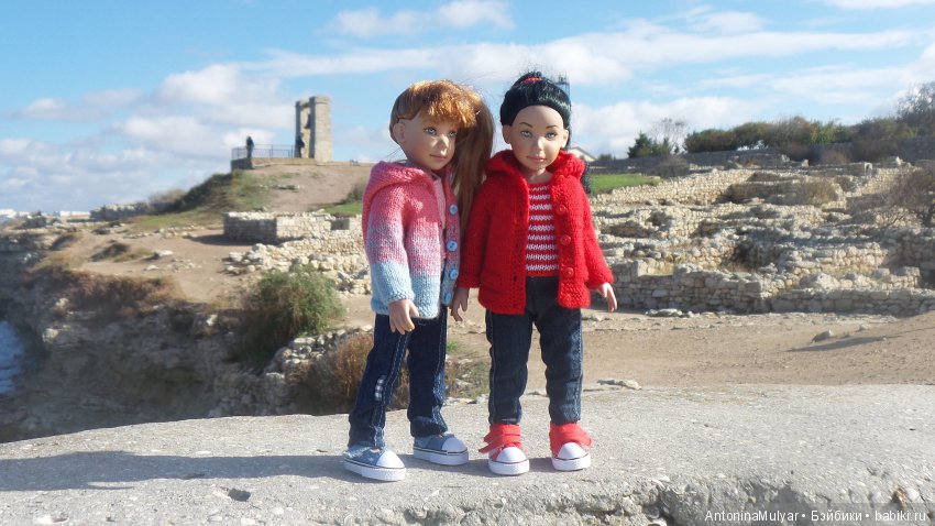 Прогулка по Херсонесу — Куклы LeeAnn (Denis Bastien) и Marianna Oldenburg: винил