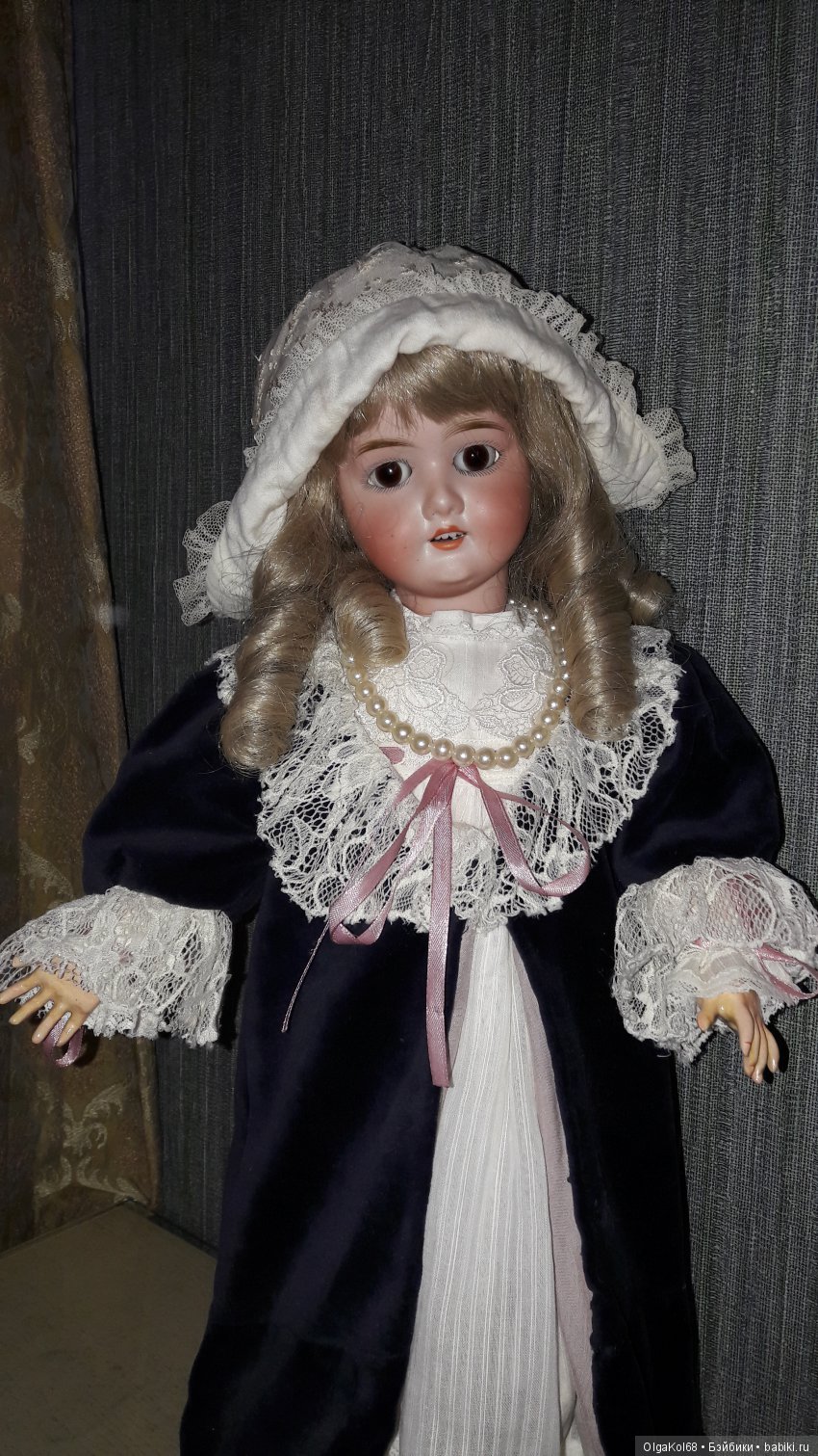 Девочки из Германии — Редкие антикварные куклы и реплики: воск (фото 6)