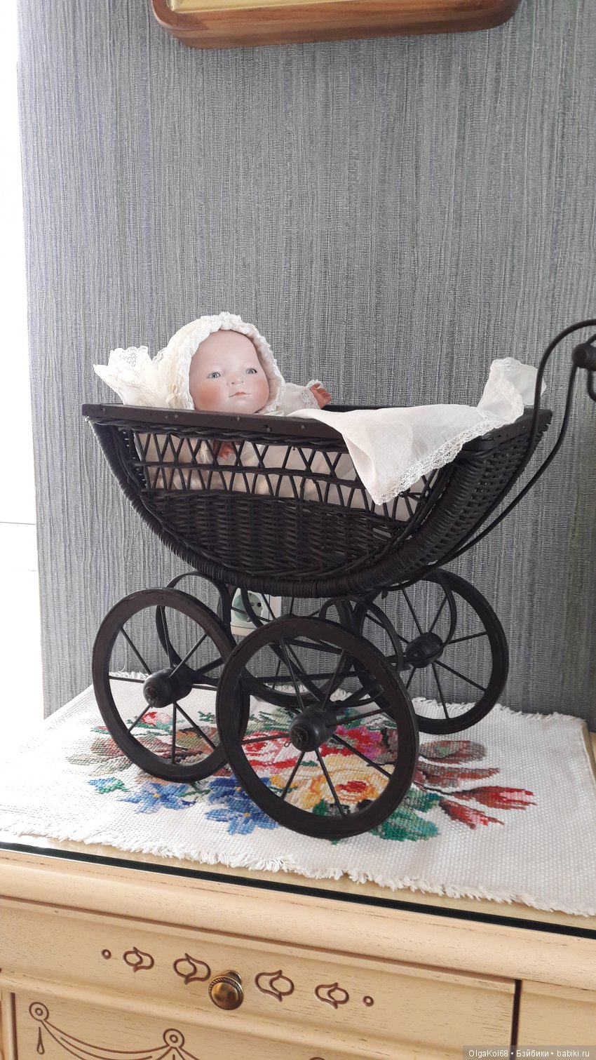 Девочки из Германии — Редкие антикварные куклы и реплики: воск