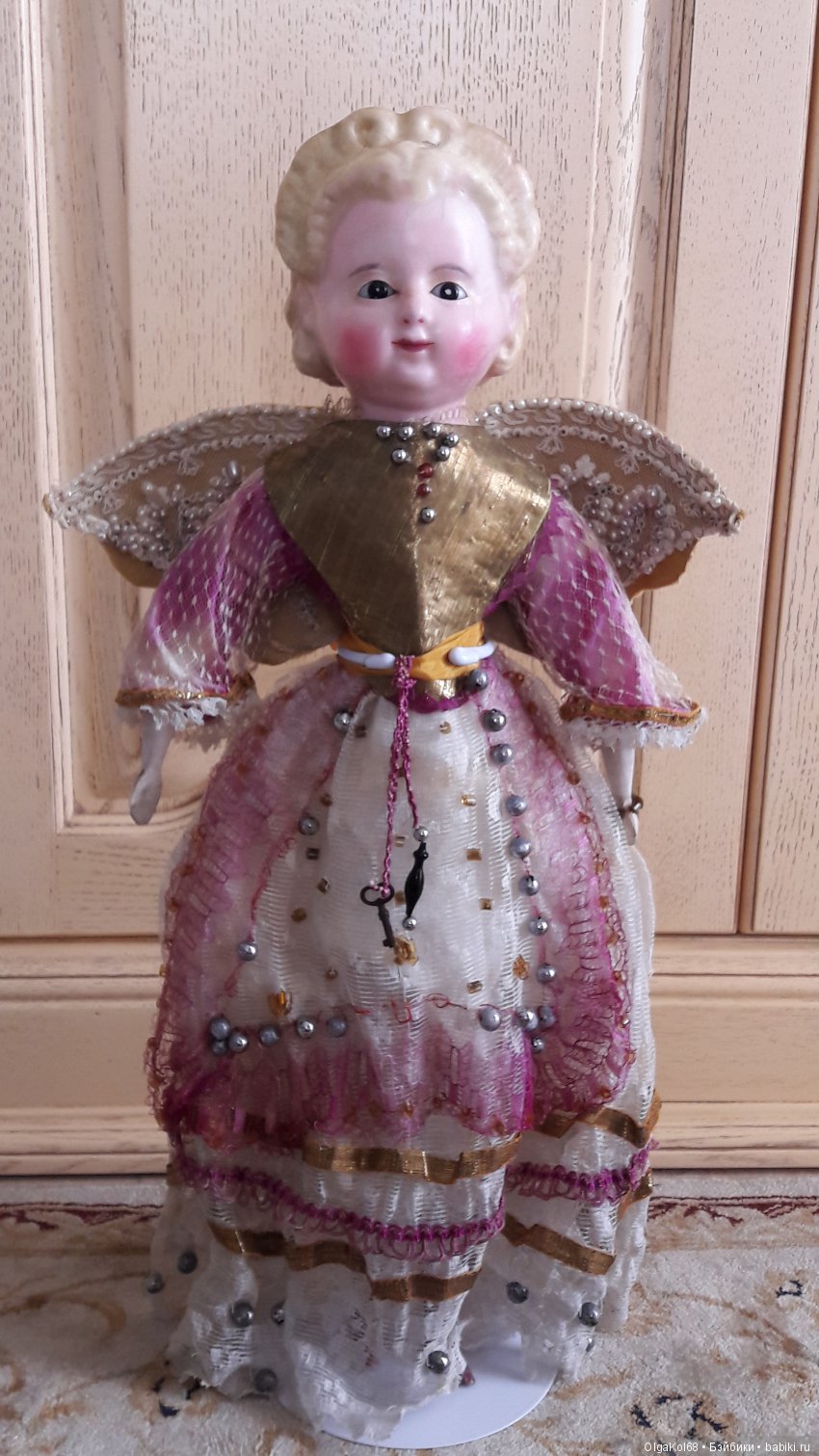 Девочки из Германии — Редкие антикварные куклы и реплики: воск