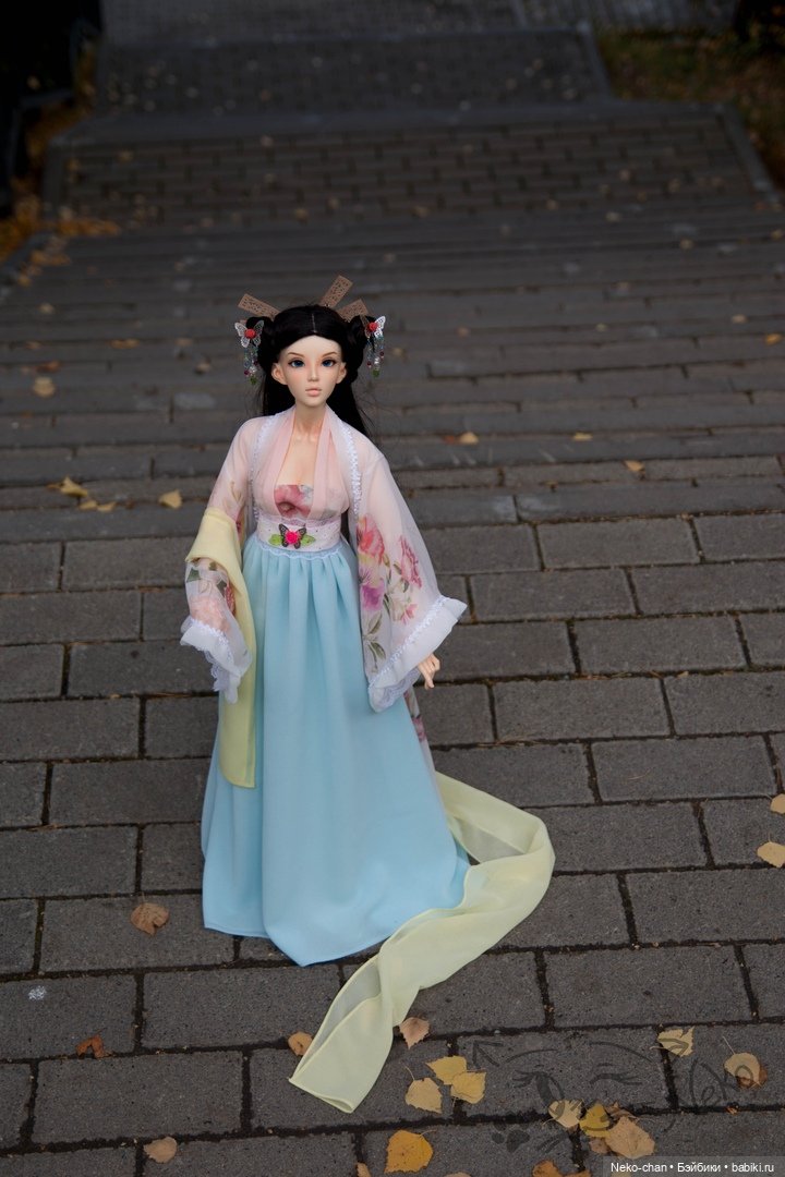 Фотосет в парке при ТЦ — Фотоистории с куклами BJD (БЖД): сериалы (фото 5)