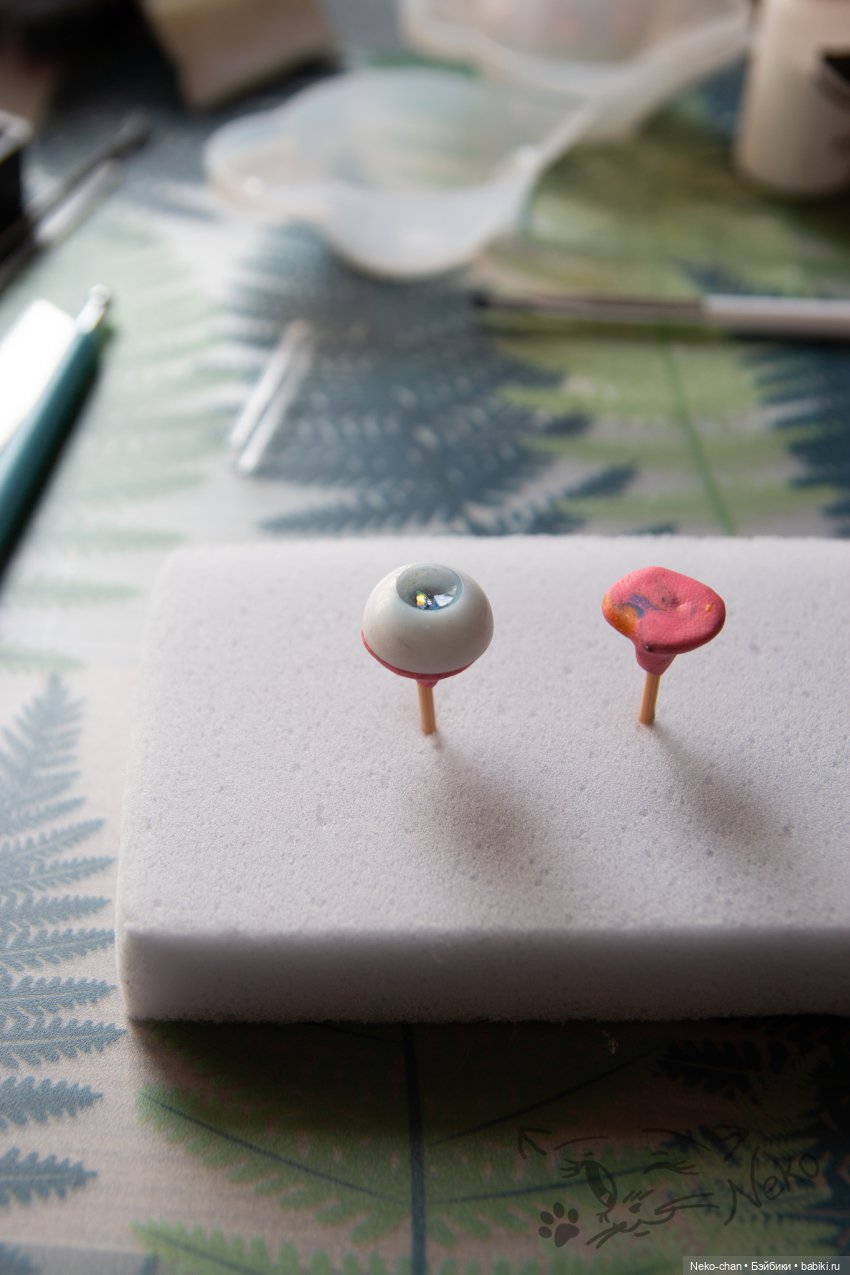 МК "Глаза из УФ-смолы, или подборка косяков)" Ч.1