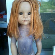 Челка у куколки Готц