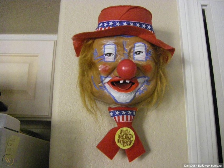 Настенная голова-прикол Laffun Head от Peter Figuren и BIBI products. Подробный обзор