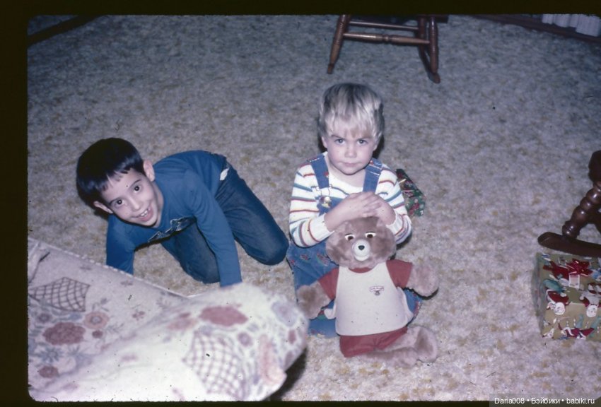 Teddy Ruxpin (Worlds Of Wonder) - история создания легендарной игрушки | Бэйбики Teddy Ruxpin (Worlds Of Wonder) - история создания легендарной игрушки